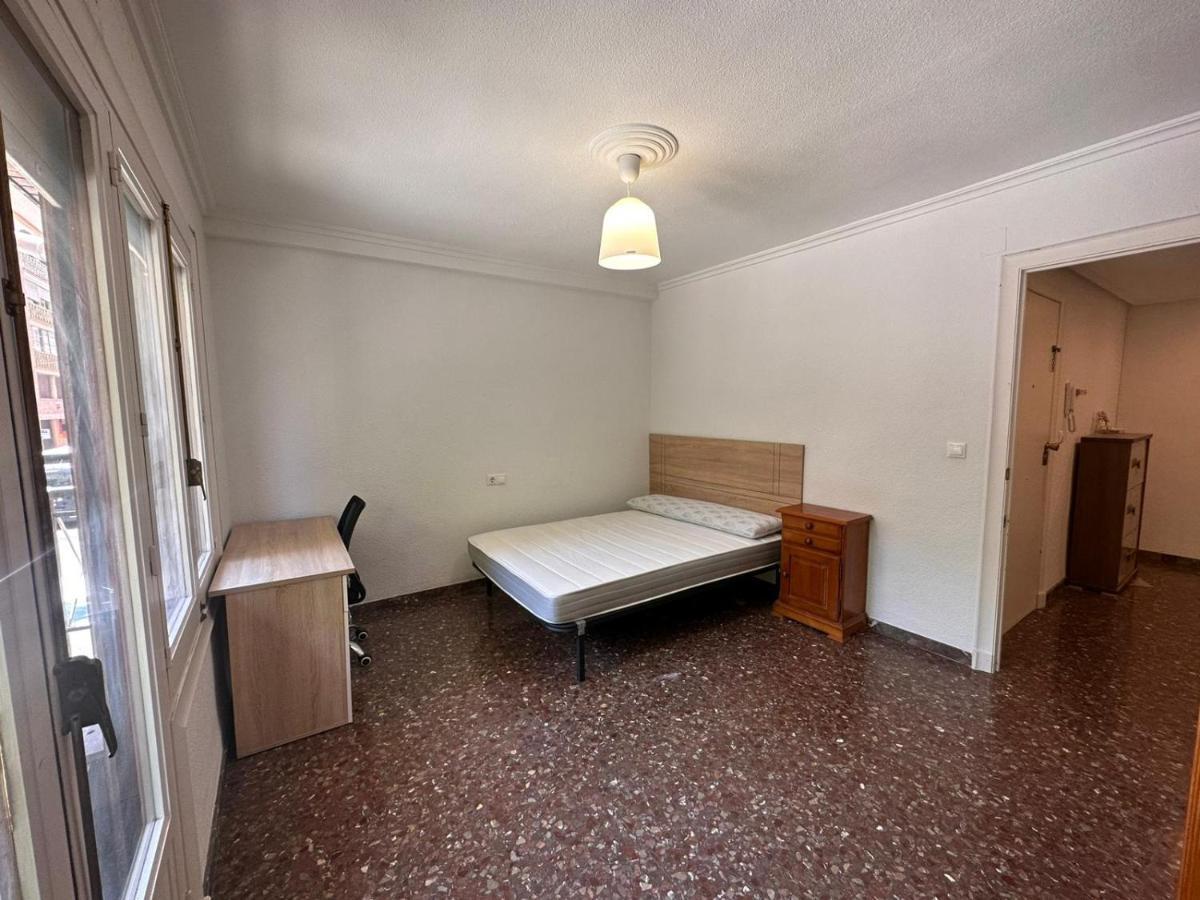 Piso 4 Dormitorios Centrico Con Gran Terraza San Juan  Dış mekan fotoğraf